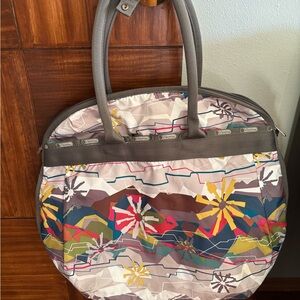 Lesportsac large Travel Bag with Artistic Design